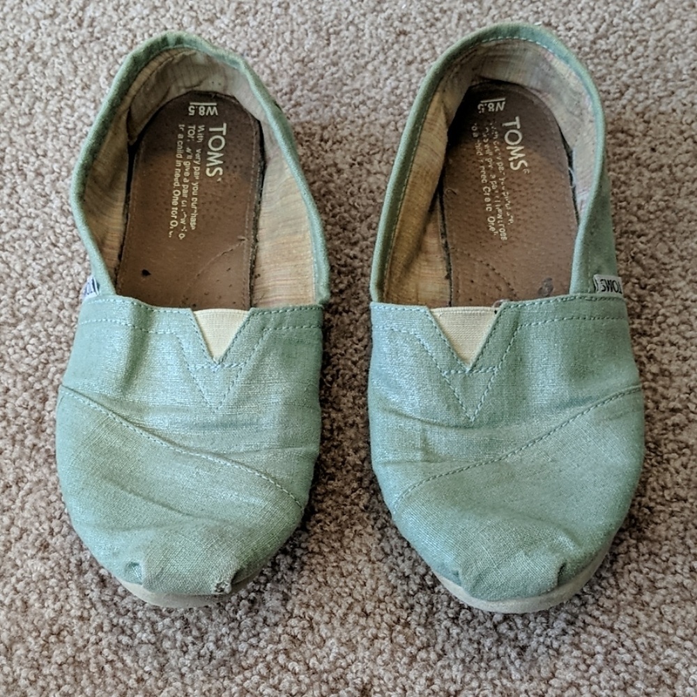 Toms Classics canvas women's size 8.5 seafoam shoe